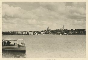 Osterode (Ostpr.), Kreis Osterode Osterode (Ostpr.), Blick auf die Stadt über den Drewenzsee XVIII Osterode, Stadtmotive