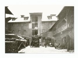 Tilsit, Stadt, Stadtkreis Tilsit Hohe Straße 89 Tilsit, Hohe Str., Kurzwaren-Großhandlung, Innenhof II ?? Tilsit, nicht verortete Bildmotive