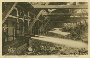 Palmnicken, Kreis Samland Palmnicken, Bernsteinwerk, Spülen der Blauen Erde I Ostpreußen, Bernsteingewinnung und -verarbeitung