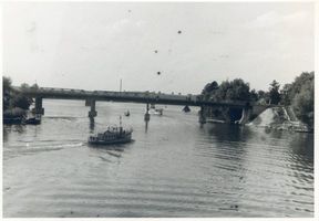 Lötzen, Stadt, Kreis Lötzen Lötzen, Brücke über den Löwentinsee ?? Лётцен, мост через озеро Лёвинтин ??
