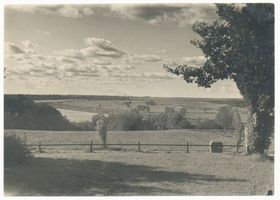 Obereißeln, Kreis Tilsit-Ragnit Obereißeln, Blick ins Memeltal nach Ragnit und Schlossberg Memellandschaft