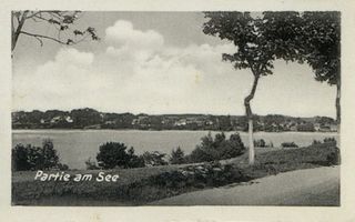 Herzogskirchen, Kreis Treuburg Herzogskirchen, Partie am See Герцогскирхен, место у озера