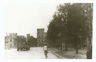 Tilsit, Stadt, Stadtkreis Tilsit Deutsche Straße Tilsit, Deutsche Straße, Blick zum Deutschen Tor nach der Zerstörung Ostpreußen, Zweiter Weltkrieg und das Ende