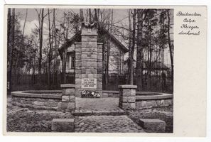 Breitenstein (Ostpr.), Ort, Kreis Tilsit-Ragnit Breitenstein (Ostpr.), Kriegerdenkmal II Брайтенштейн (Вост. Пруссия), памятник воинам, II
