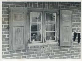 Luzeinen, Kreis Osterode Groß Luzeinen, Fenster mit verzierten Fensterläden Гросс-Луцайнен, окно с украшенными ставнями