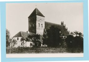 Friedenberg, Kreis Gerdauen Friedenberg, Kirche und Schulhaus 