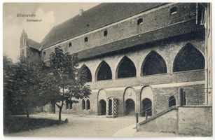 Allenstein, Stadtkreis Allenstein Allenstein, Schloßhof  V Алленштайн, замковый двор, V