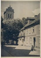 Gerdauen, Stadt und Bahnstation, Kreis Gerdauen Gerdauen, Kirchenstraße mit Blick auf die Kirche 