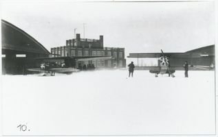 Königsberg (Pr.), Stadtkreis Königsberg Königsberg, Flughafen Devau, Motorflugzeug DP IIa auf Schneekufen Königsberg, Flughafen Devau