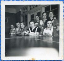 Johannisburg, Kreis Johannisburg Johannisburg, Bäuerliche Werkschule, Mädchen im Internat 