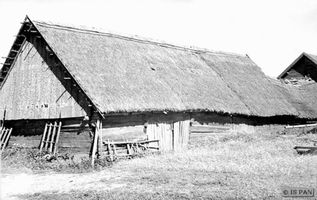 Brodowen, Kreis Lyck Brodowen, Hölzernes Bauerngehöft - Stall 