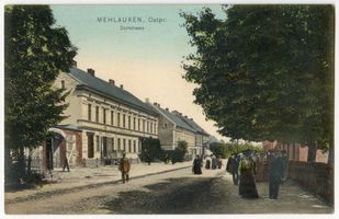 Liebenfelde (Ostpr.), Kreis Labiau Mehlauken, Dorfstraße mit Hoffmanns Hotel 