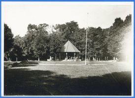  Ostpreußen, unbekannter Ort, Pavillon im Parkt ?? 