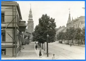 Tilsit, Stadt, Stadtkreis Tilsit Deutsche Straße Tilsit, Blick durch die Deutsche Straße zur Deutschen Kirche Tilsit, Deutsche Kirche (Deutschordens-Kirche, Stadtkirche, Alte Kirche)