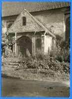 Tapiau, Kreis Wehlau Tapiau, Eingang zur Kirche Тапиау, вход в церковь