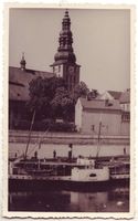 Tilsit, Stadt, Stadtkreis Tilsit Memelstraße Tilsit, Schiffe am Memel-Kai, Blick zur Deutschen Kirche Тильзит, суда у Мемельской набережной, вид на Немецкую церковь