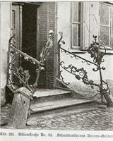 Königsberg (Pr.), Stadtkreis Königsberg Bülowstraße 32 Königsberg (Pr.), Bülowstraße 32, Schmiedeeisernes Rococogeländer Кёнигсберг (Пр.), Бюловштрассе 32, кованая решётка в стиле рококо