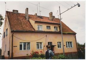 Metgethen, Ort und Bahnstation, Stadtkreis Königsberg Memeler Weg 11 Metgethen, Ortsteil Rieselfeld, Memeler Weg 11 Metgethen, Häuser früher und heute