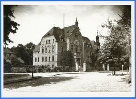 Gumbinnen, Stadt, Kreis Gumbinnen Hindenburgstraße (fr. Lindenstraße) Gumbinnen, Kreishaus IV Гумбиннен, окружное управление, IV