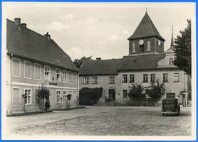 Tolkemit, Kreis Elbing Tolkemit, Markt mit Rathaus und Kirche 