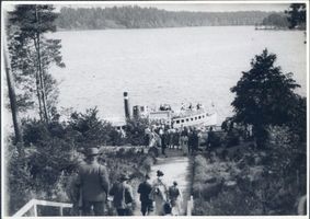 Niedersee, Kreis Sensburg Niedersee, Dampferanleger am Forsthaus Rudczanny am Guschienensee Masurische Seen