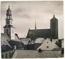 Braunsberg Kr. Braunsberg, Kreis Braunsberg Braunsberg, Blick auf Rathaus und Kath. Pfarrkirche Braunsberg, Rathaus