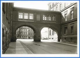 Gumbinnen, Stadt, Kreis Gumbinnen Königsplatz Gumbinnen, Verbindungsgang zwischen alter und neuer Regierung II Gumbinnen, Regierung