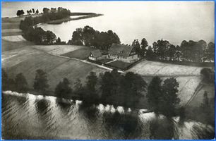  Lansker See, Jugendherberge auf der Halbinsel Lallka II 