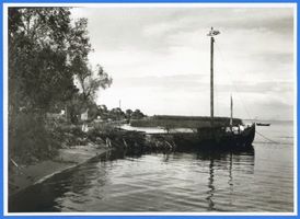 Nidden, Kreis Memel Nidden, Kurenkahn am Ufer II Nidden, Kurenkähne im Hafen und am Haffstrand