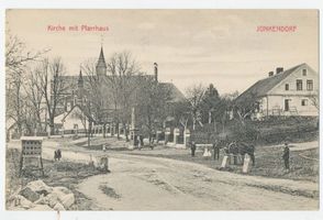 Jonkendorf, Kreis Allenstein Jonkendorf, Kirche mit Pfarrhaus 