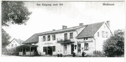 Medenau, Kreis Samland Medenau, Am Eingang zum Ort, Kaufhaus S. Czerninski 
