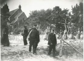 Nidden, Kreis Memel Nidden, Kirchgang der Fischer 