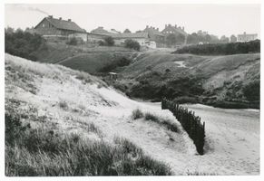 Palmnicken, Kreis Samland Palmnicken, Ortsansicht mit Sandfänger am Strand Пальмниккен, вид местечка с пескоуловителем на берегу