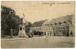 Ortelsburg, Stadt, Kreis Ortelsburg Ortelsburg, Am Kriegerdenkmal Ортельсбург, у памятника воинам