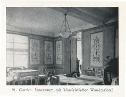 Garden, Gut, Kreis Rosenberg Garden, Innenraum mit klassizistischer Wandmalerei Гарден, интерьер с классицистической настенной росписью