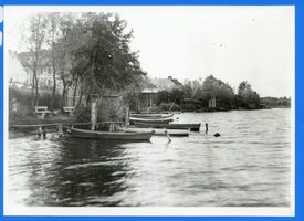 Sensburg, Stadt, Kreis Sensburg Sensburg, Schoßsee, Bucht vor der Boldschen Badeanstalt Зенсбург, озеро Шоссзее, бухта перед купальней Больда