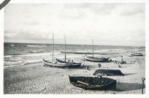 Cranz Kr. Samland, Ort, Kreis Samland Cranz, Fischerboote am Strand VII Cranz, Fischerei