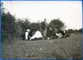 Königsberg (Pr.), Stadtkreis Königsberg Königsberg (Pr.), Wiese hinter dem Rosengarten Кёнигсберг (Пр.), луг за Розенгартеном