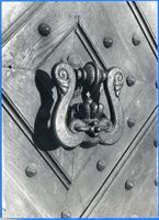 Königsberg (Pr.), Stadtkreis Königsberg Königsberg (Pr.), Türklopfer am Schloß ?? Кёнигсберг (Пр.), дверной молоток у Замка ??