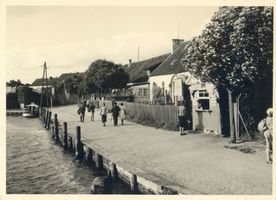 Nikolaiken Kr. Sensburg, Kreis Sensburg Nikolaiken Kr. Sensburg, Dampferanlegestelle und Gasthaus II Masurische Seen