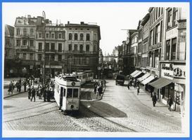 Königsberg (Pr.), Stadtkreis Königsberg Kaiser-Wilhelm-Platz Königsberg (Pr.), Kaiser-Wilhelm-Platz und Kantstraße, Blick nach Süden V Königsberg, Stadtteil Altstadt (Umgebung des Schlosses)