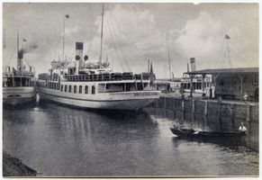 Kahlberg-Liep, Ort, Kreis Elbing Kahlberg-Liep,  Flora  und  Preußen  an der Zedlermole 