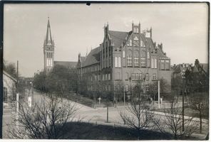 Allenstein, Stadtkreis Allenstein Allenstein, Herz Jesu Kirche und Kopernikus-Schule V Allenstein, Schulen