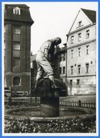 Rastenburg, Stadt, Kreis Rastenburg Bahnhofstraße Rastenburg, Bahnhofstraße, Villa Gramberg, Brunnenfigur II Rastenburg, Mühlen