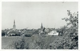 Memel, Stadt, Stadtkreis Memel Memel, Blick auf die Stadt von der Kurische Nehrung Memel, Kirchen
