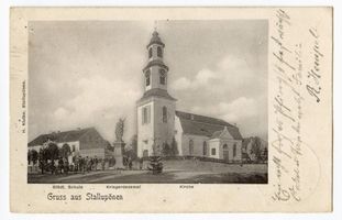 Ebenrode, Stadt, Kreis Ebenrode Ebenrode fr. Stallupönen, Stadt. Schule, Kriegerdenkmal und Kirche Эбенроде, быв. Шталлупёнен, городская школа, памятник воинам и церковь