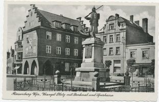 Riesenburg, Kreis Rosenberg Wrangelplatz Riesenburg, Wrangel Platz mit Denkmal und Sparkasse 