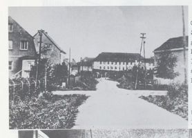 Königsberg (Pr.), Stadtkreis Königsberg Charlottenburger Straße Königsberg, Charlottenburger Straße, im Hintergrund die Hufenkaserne Königsberg, Stadtbezirk Charlottenburg