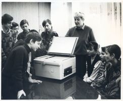 Königsberg (Pr.), Stadtkreis Königsberg Königsberg (Pr.), Schule 35, Schüler am Kopierer Königsberg, Schulen