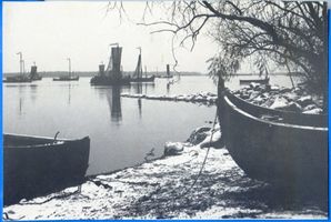Nidden, Kreis Memel Nidden, Kurenkähne vor Anker Nidden, Landschaft - Ostsee - Umgebung